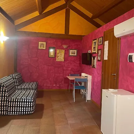 בית נופש By Interhome ויאסטה